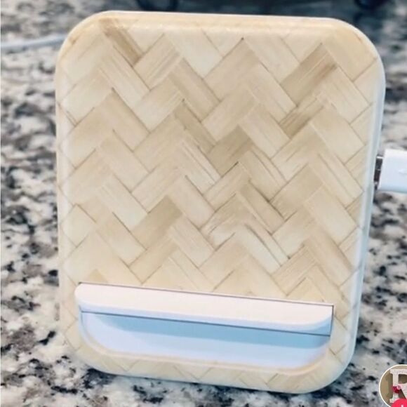 💕5️⃣ New  Vivitar Wireless Charging Stand - Picture 1 of 2
